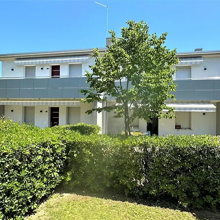 With Garden-beahost * Bibione